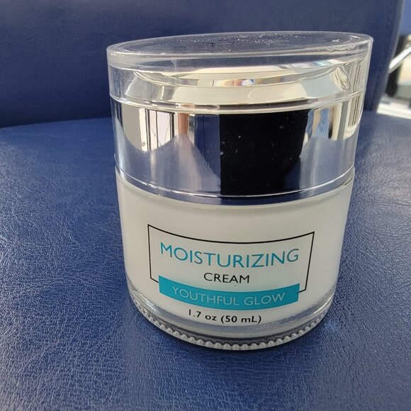 New Clinicals by spascriptions moisturizing Cream 1.7 OZ - Picture 2 of 4